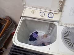 Haier washing machine+ dryer totally Janeuin condition no work
