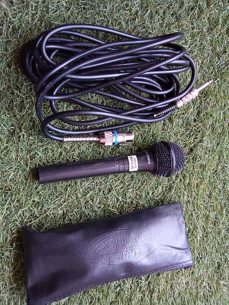 I want to sell my sure microphone with box 1