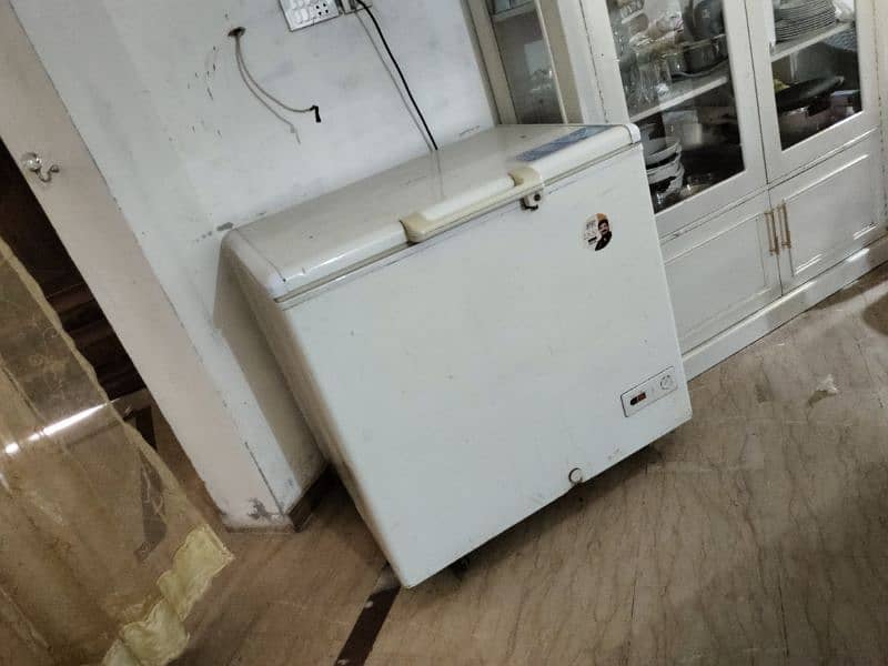 HAIER FREEZER HDF 285 SD 3