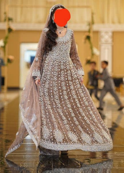Walima bridal dress with pouch 3