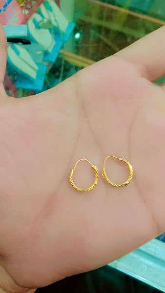 gold tops bale earring available 6