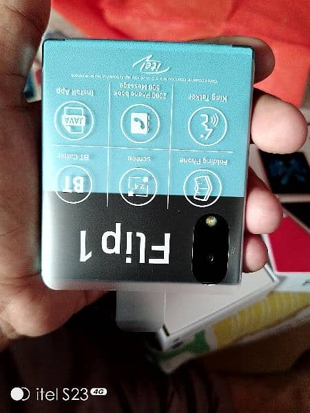 itel flip 1 1