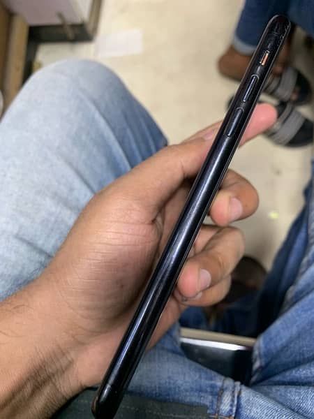 iphone 11 pro max 64Gb Approved 8