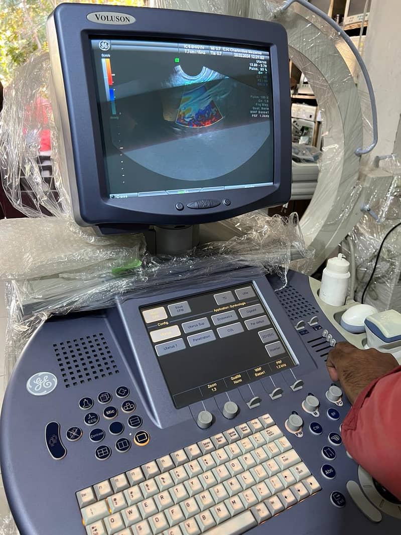 Demonstration systems and  ultrasound devices for sale - Voluson 1