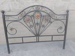 iron bed size 6 to 5 0