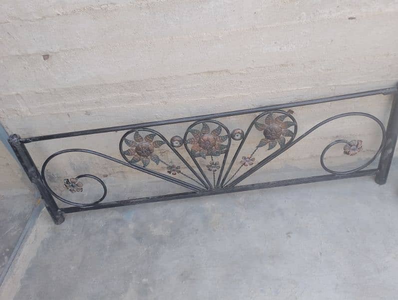 iron bed size 6 to 5 1