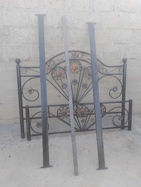 iron bed size 6 to 5 6