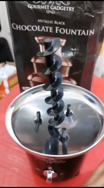 Chocolate fountain 1