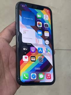 iPhone 11 64 gb non pta 9.5 10 good battry time