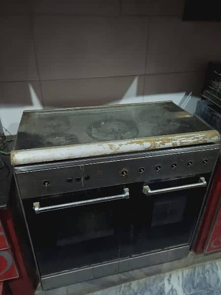 cooking range with oven 4