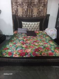 King size bed 2 side tables dressing and showcase