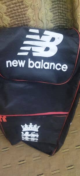 Kit bag ( new balance ) color ( red and blue) 1