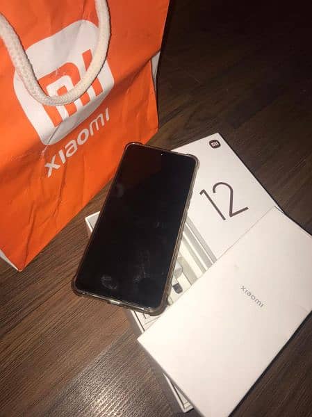 Xiaomi 12t pro with full box 256 gb 5