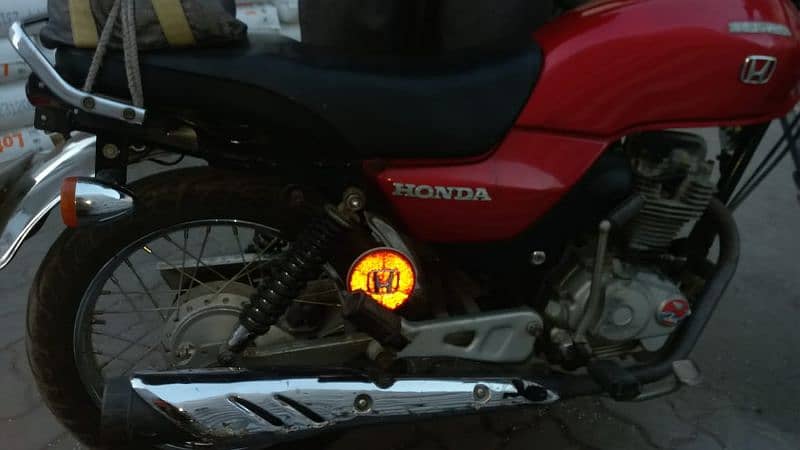 HONDA DELUXE 8