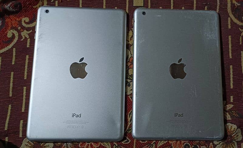 2 ipads sale or exchange with mobile mini1 2