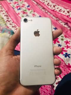 i phone 7 32 gb condition 10/9.5 with box all ok phone