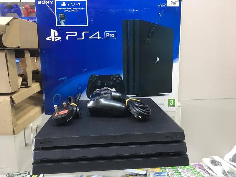 Ps4 pro / playstation 4 pro 7200 series 0