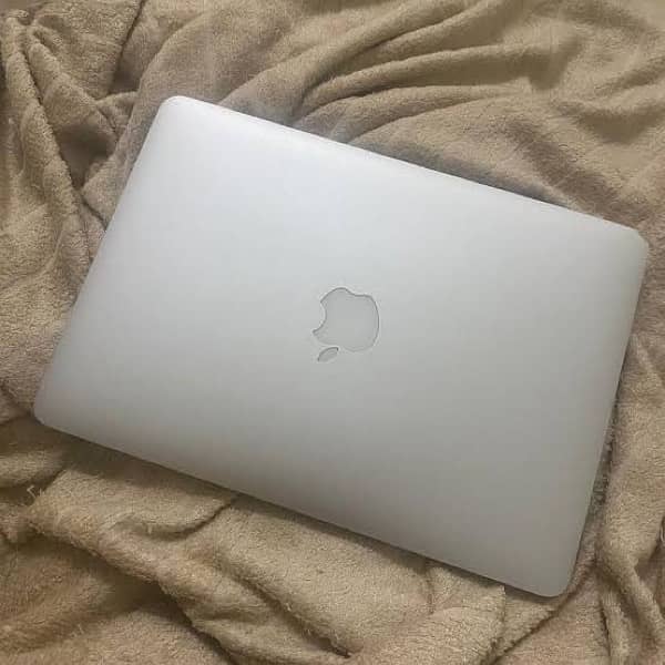 MacBook Pro panels in used active 15inch model 12 to 15 0