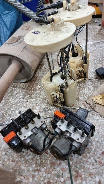 Honda civic reborn genuine Fuel Pump ABS and all parts available 8