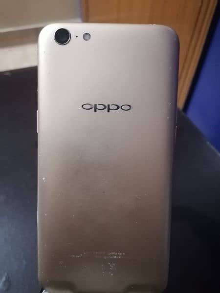 Oppo A71 with box and Charger 1