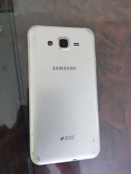 Samsung Galaxy J7 core 3