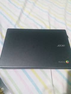 Acer celeron core M, 7th generation touchscreen laptop