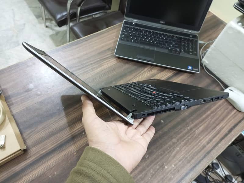 Lenovo ThinkPad Edge E531 Core i5-3230M Gen 4GB Ram 320GB HDD 6