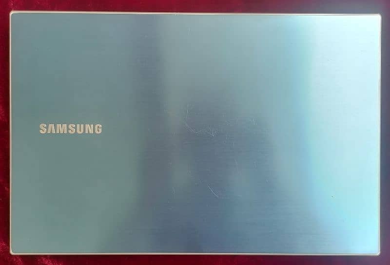 Samsung laptop 6gb , 120gb 0