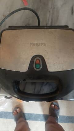 Philips Sandwich maker is available for sale