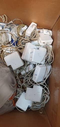 Apple Macbook Pro chargers