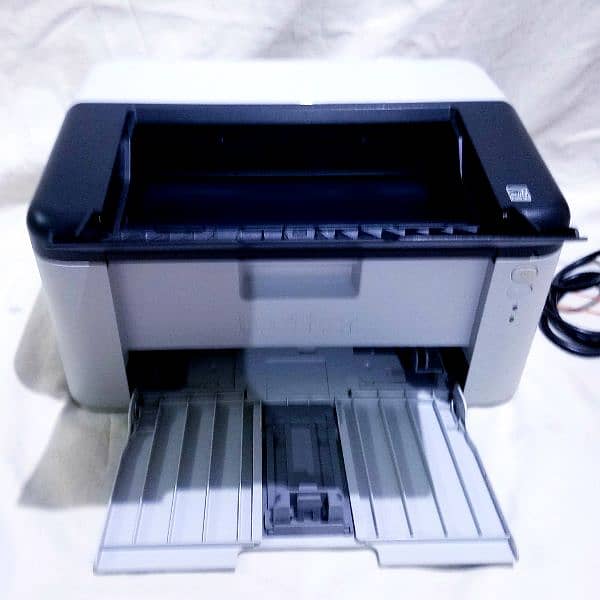 Brother HL-1210W Laserjet Printer. 1