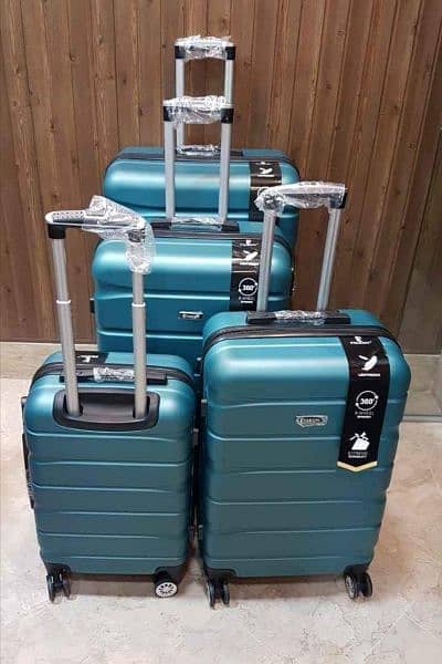 Unbreakable Luggage Bags/Suitcases/Trolley Bags/Attachi 
3pic/4pic 10