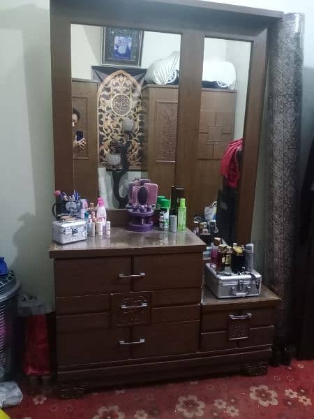 2Door divider LED penal and Dressing table 2