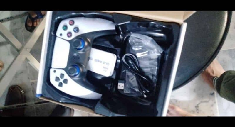 M15 GOOD CONSOLE FOR KIDS 64 GB 20,000 PLUS GAMES 3