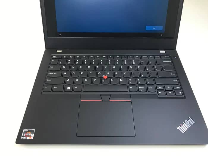 lenovo thinkpad L14 Ryzen 5 with dedicated graphics RADEON 1