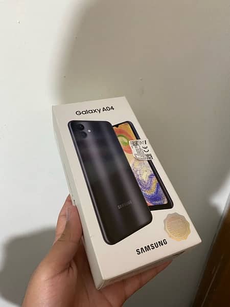 Samsung A04 0