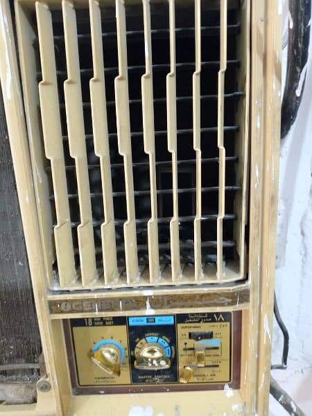General Window Air Conditioner 1.5 Ton (Piston) 4