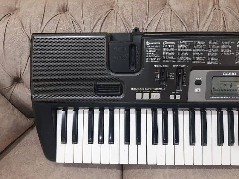 Casio CTK 710 with mic input and usb option 1