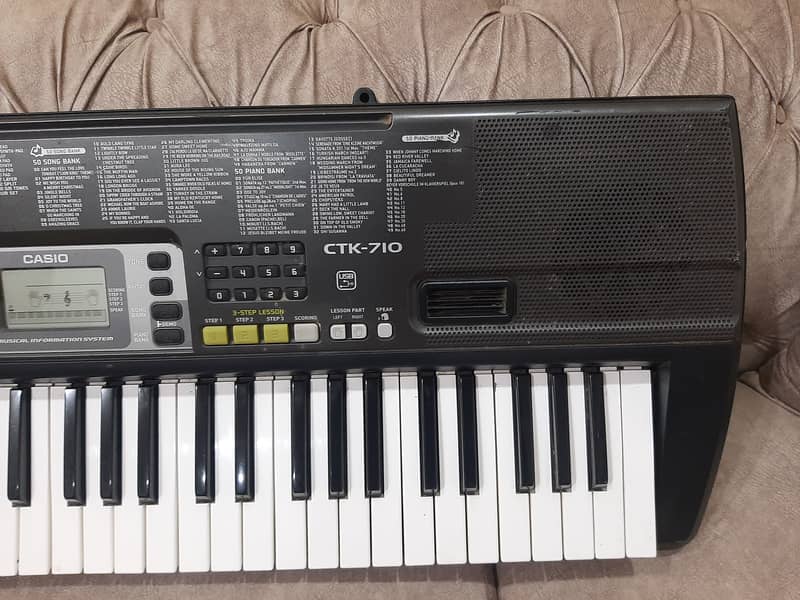 Casio CTK 710 with mic input and usb option 5