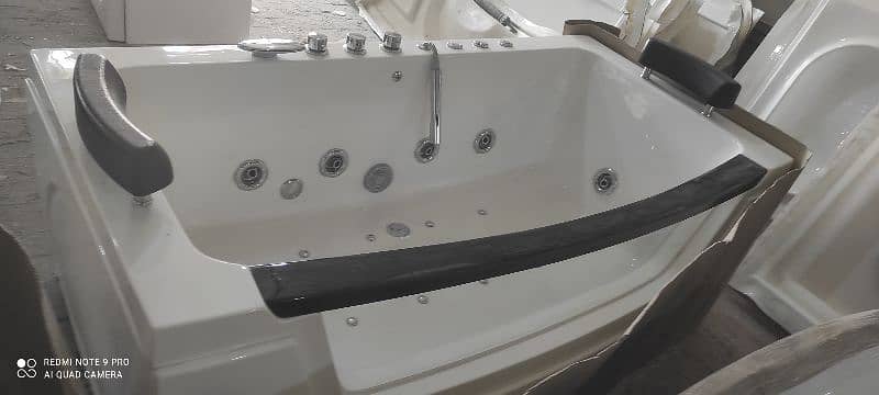 jacuuzi / bathtubs / PVC vanities / wash basin 13