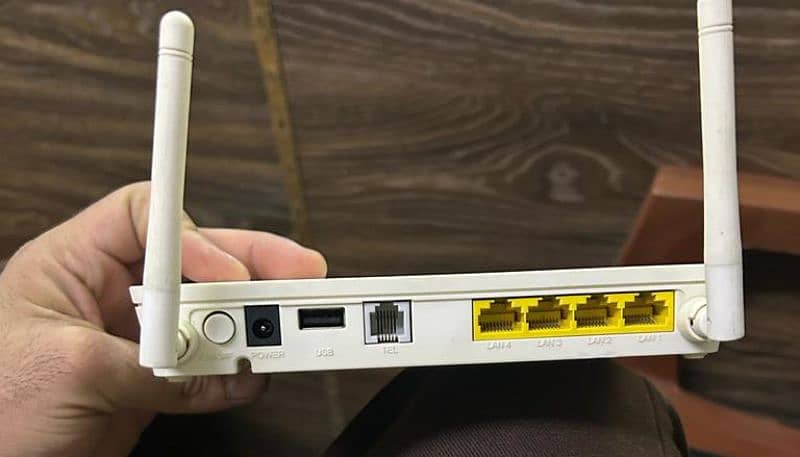 Huawei fiber router HG8546M/EG8141A5 Xpon/Gpon/Epon 1