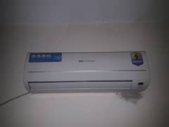 Super pearl ac spilit in best condition 2d