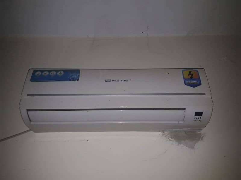 Super pearl ac spilit in best condition 2d 2
