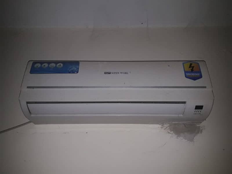 Super pearl ac spilit in best condition 2d 3