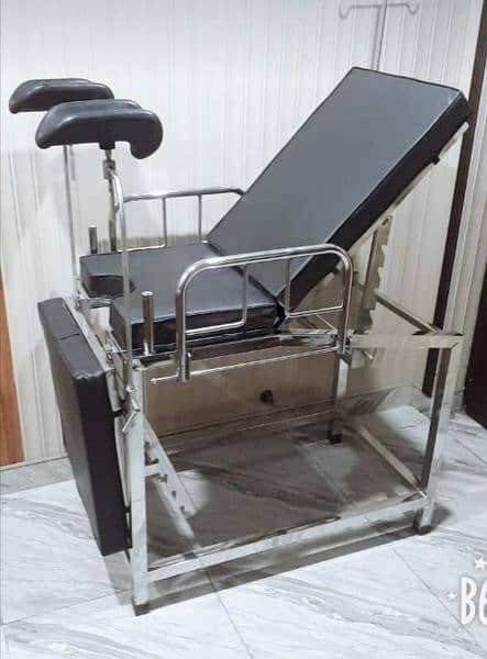 Patient bed for hospital on factory price / Medical equipment for sale 9