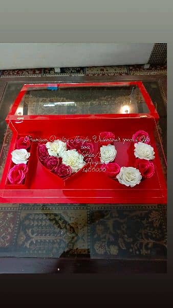 Acrylic Gift Boxes ( Price depends on size and design) 0302-1466006 10