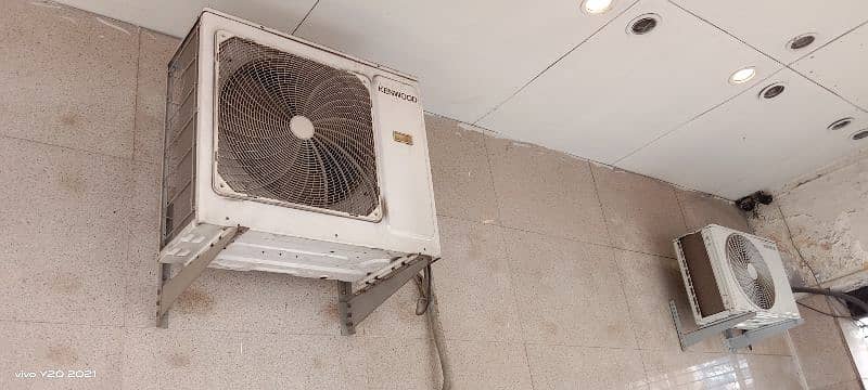 Used AC for sale 1 ton, 1.5 ton and 2 ton and 4 ton 7
