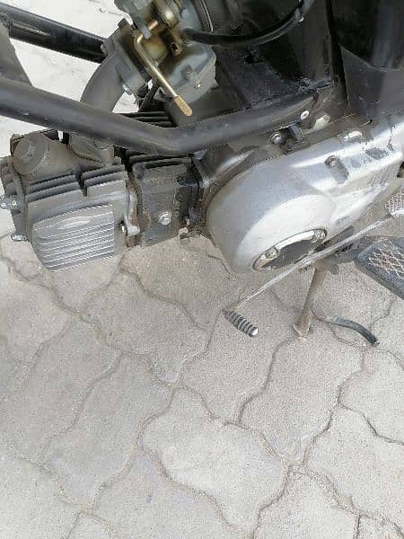 Urgent Sale United 100cc - Islamabad Registered 2022 - First Owner 2