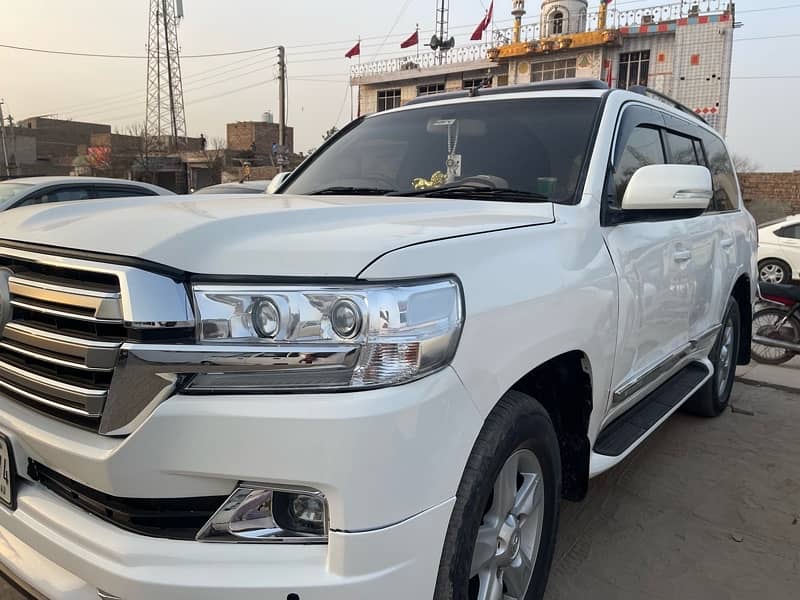 toyota Land Cruiser V8 2002 modeal 2020 9