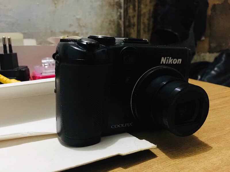 Nikon p6000 2